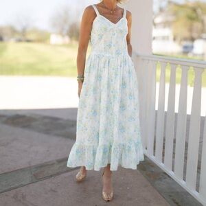 AMY JANE LONDON AVA MAXI DRESS BLUE FLORAL WHITE MAXI DRESS NWT